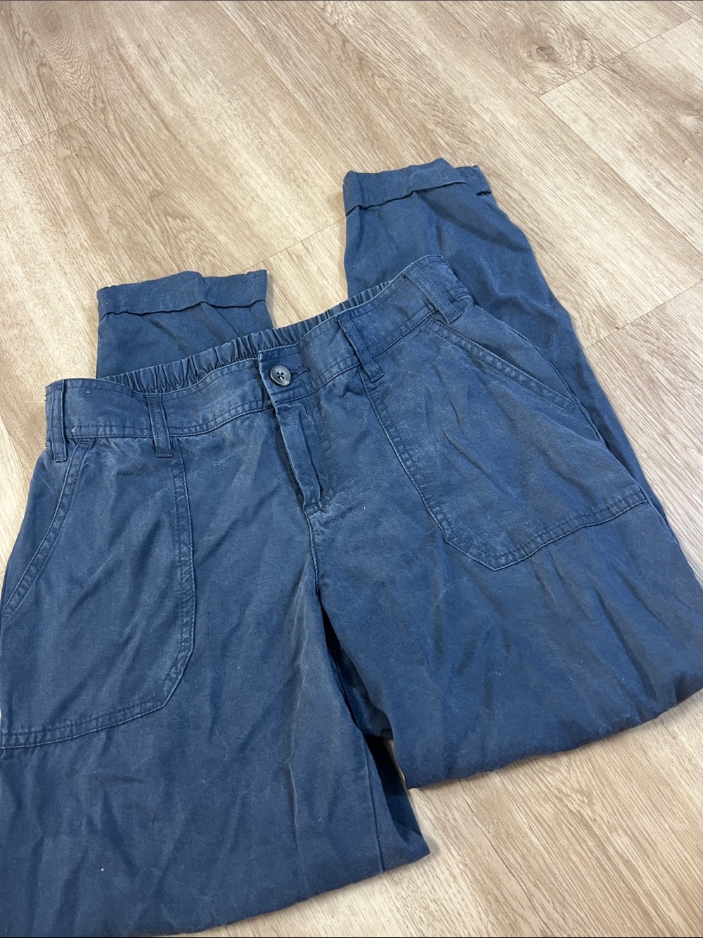 Old Navy Navy Elastic Waist Pull-On Pants, size 0, fit great and look great